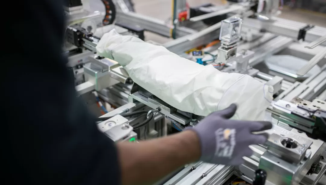 Front Center Airbag Production